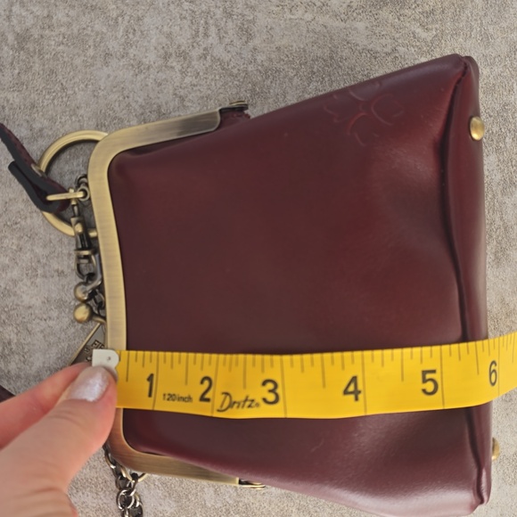 NWOT Patricia Nash Mini Laureana Crossbody Kisslock Bag with Charm - Picture 15 of 15
